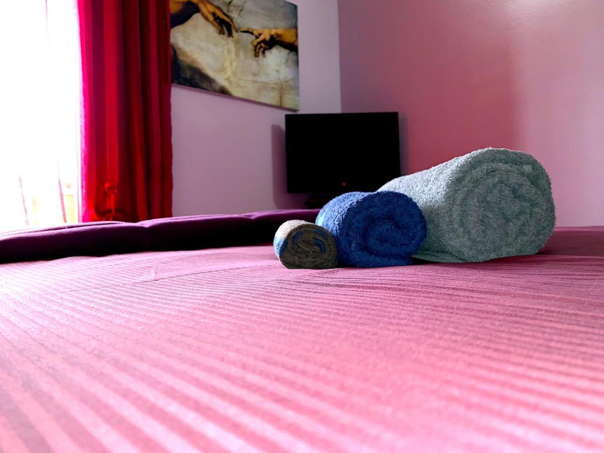 Alex Room Airport Elmas Εξωτερικό φωτογραφία
