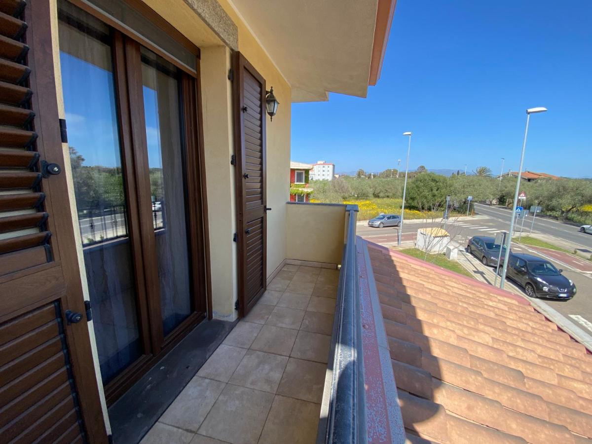 Alex Room Airport Elmas Εξωτερικό φωτογραφία
